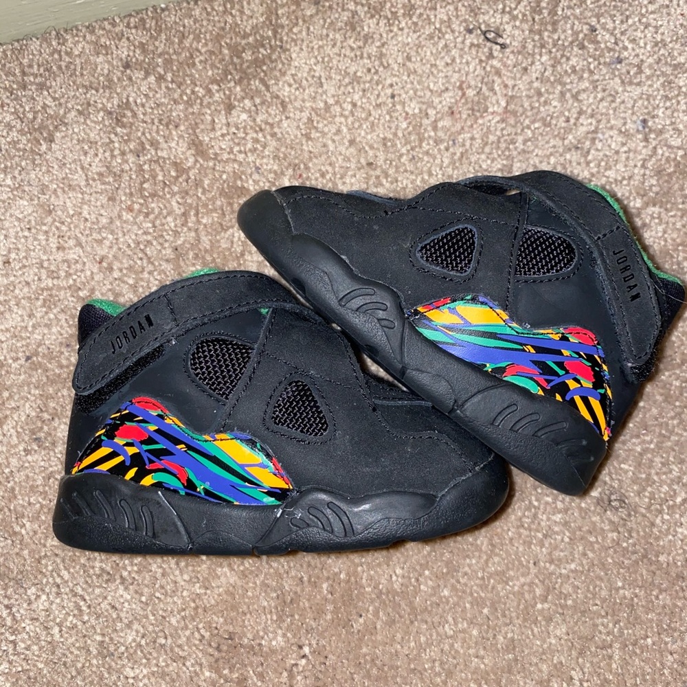 Toddler Jordans size 4c